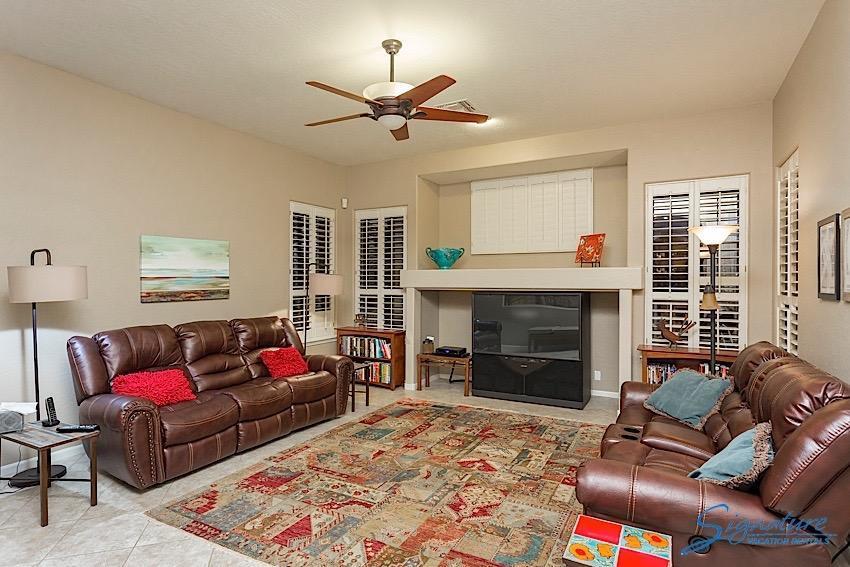 Hole In One Apartment Litchfield Park Room photo